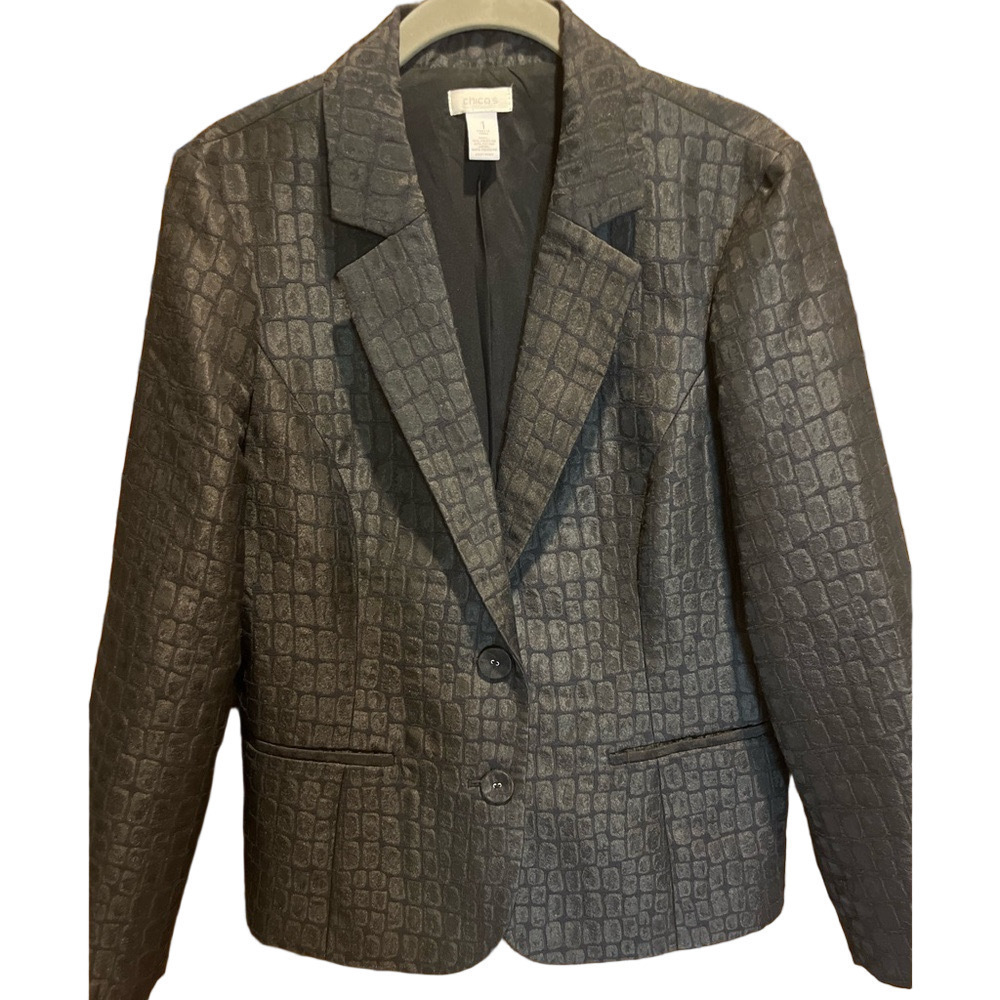 122. WOMENS CHICO’S 1/M DETAIL JACKET